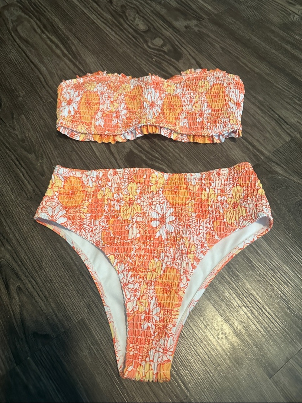 NEW swimsuit set